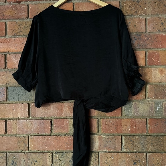 Bolero top with tie at the front. Black. You + All. Size 20. New with tags - Picture 8 of 11